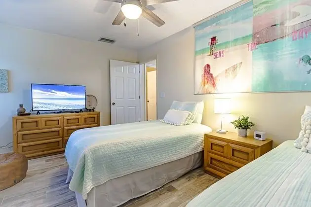 Daire (Siesta Bayside 2nd Floor Townhome)