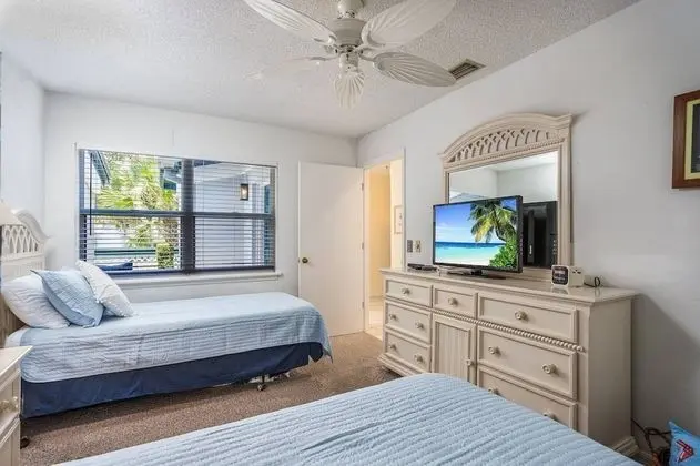 Daire (Siesta Bayside Closest to the Beach)