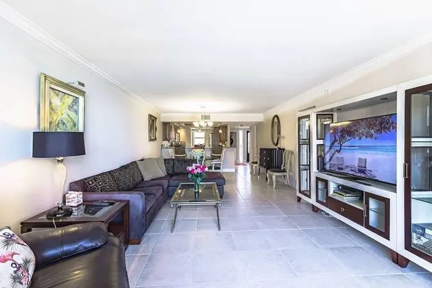 Daire (Siesta Breakers Ocean Views, 5th Floo)