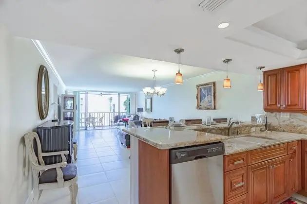 Daire (Siesta Breakers Ocean Views, 5th Floo)