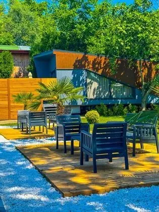 Havuzlu Bungalov