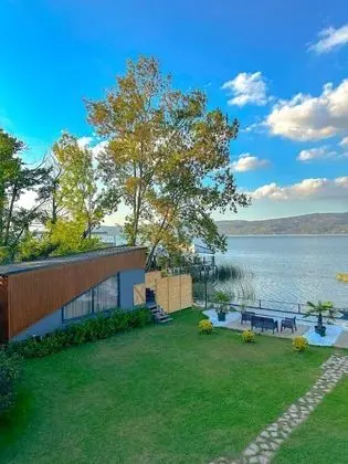 Jakuzili Bungalov