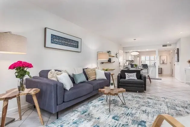 Daire (Siesta Dunes Modern First Floor End U)