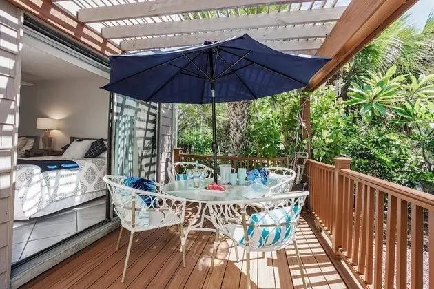 Daire (Siesta Dunes Modern First Floor End U)