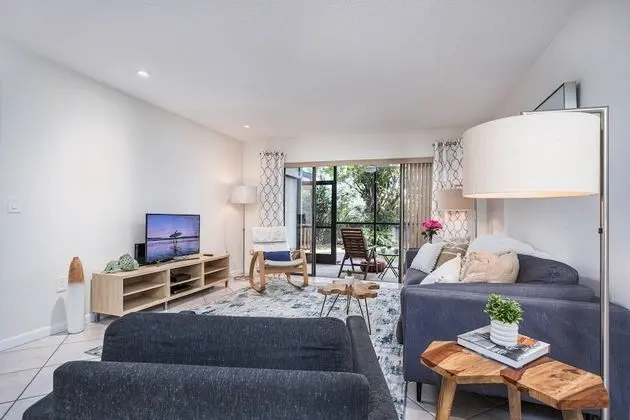 Daire (Siesta Dunes Modern First Floor End U)