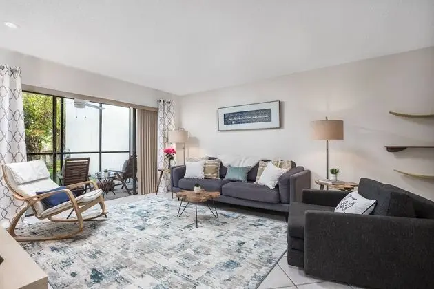 Daire (Siesta Dunes Modern First Floor End U)