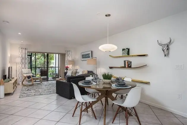 Daire (Siesta Dunes Modern First Floor End U)