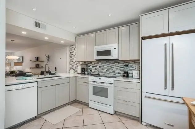 Daire (Siesta Dunes Modern First Floor End U)