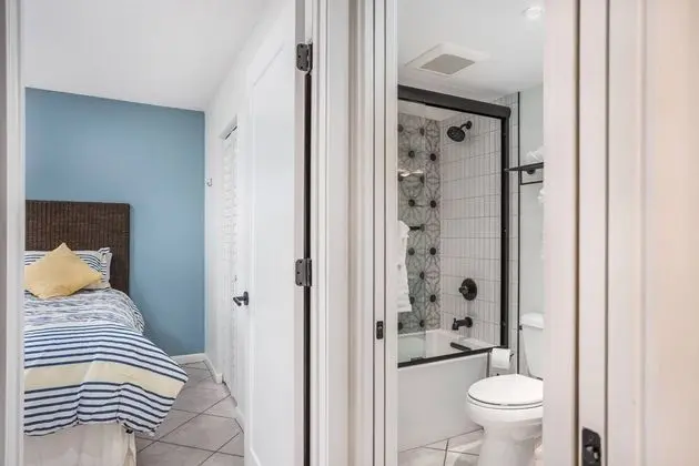 Daire (Siesta Dunes Modern First Floor End U)