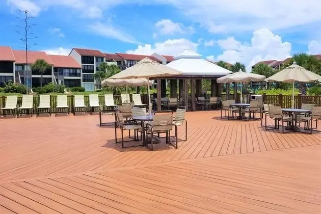 Daire (Siesta Dunes on Siesta Key)