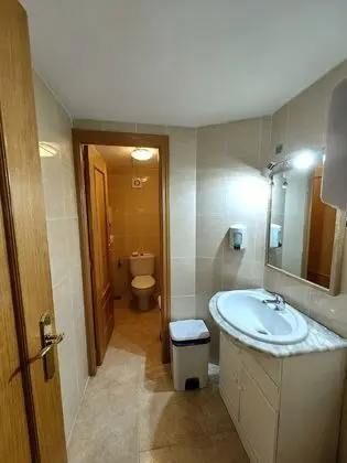 Standard Tek Büyük Yataklı Oda, Ortak Banyo