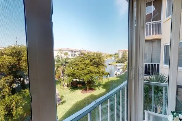 Daire (Siesta Harbor Portofino Canal View)