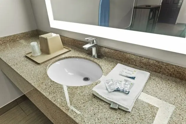 Standard Oda, 1 En Büyük (King) Boy Yatak, Sigara İçilmez