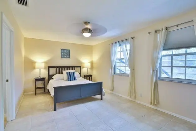 Ev (Siesta Key Home)