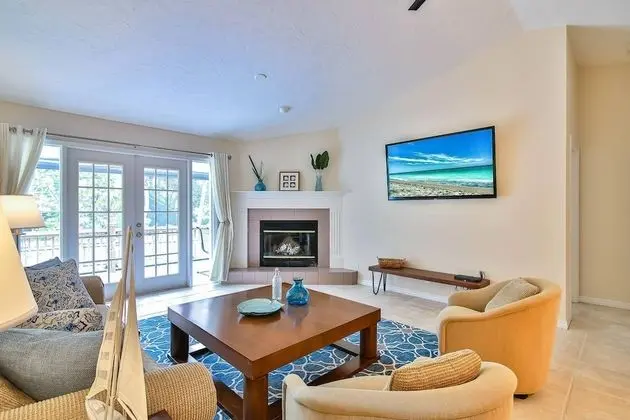 Ev (Siesta Key Home)