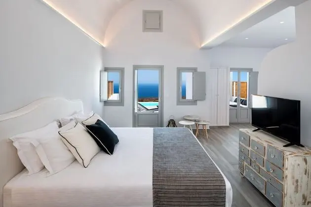 Deluxe Sea View Suite with Private Pool