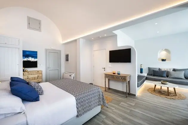 Deluxe Sea View Suite with Private Pool