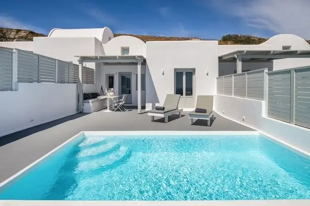 Deluxe Sea View Suite with Private Pool