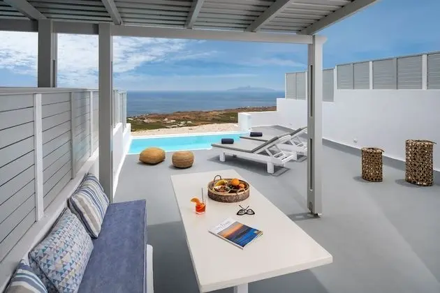 Deluxe Sea View Suite with Private Pool