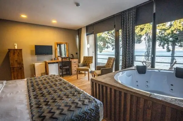 Deluxe Jakuzili Suite, Deniz Manzaralı, Jakuzili