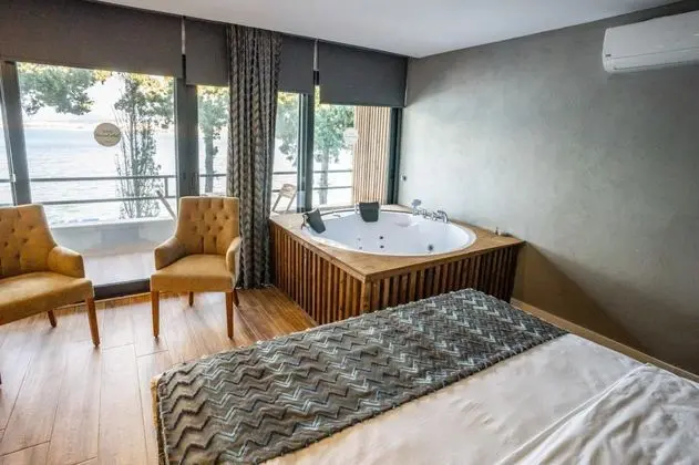 Deluxe Jakuzili Suite, Deniz Manzaralı, Jakuzili