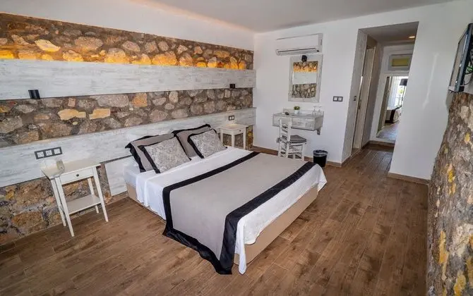 Deluxe Deniz Manzaralı,Teraslı Oda