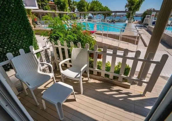 Deluxe Deniz Manzaralı,Teraslı Oda
