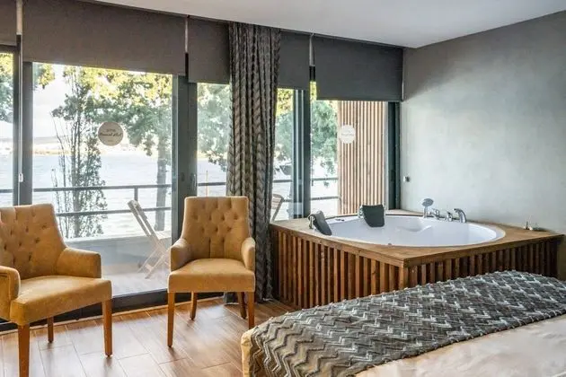Deluxe Suit,Deniz Manzaralı,Jakuzili