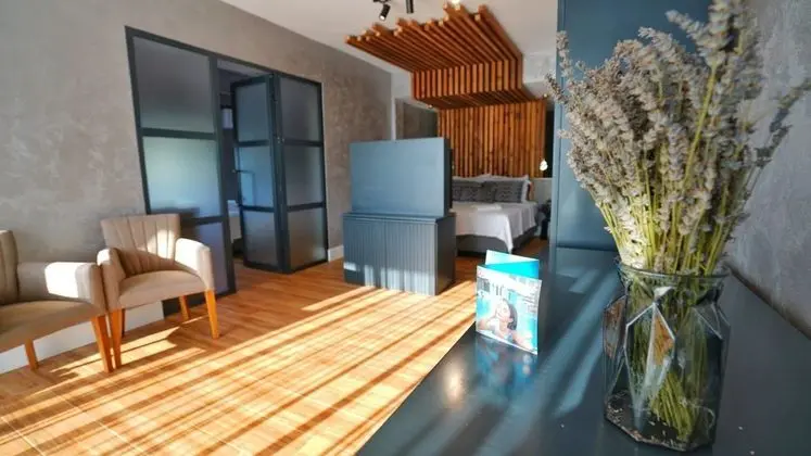 Junior Suit ,Jakuzili, Deniz Manzaralı, Teraslı