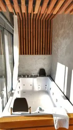 Junior Suit ,Jakuzili, Deniz Manzaralı, Teraslı
