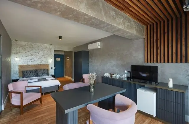 Suit,Deniz Manzaralı,Jakuzili,Teraslı