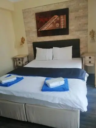 Çift Kişilik, Şehir Manzaralı