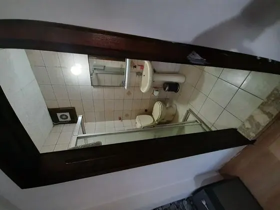 Çift Kişilik, Şehir Manzaralı