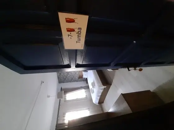 Triple, Şehir Manzaralı