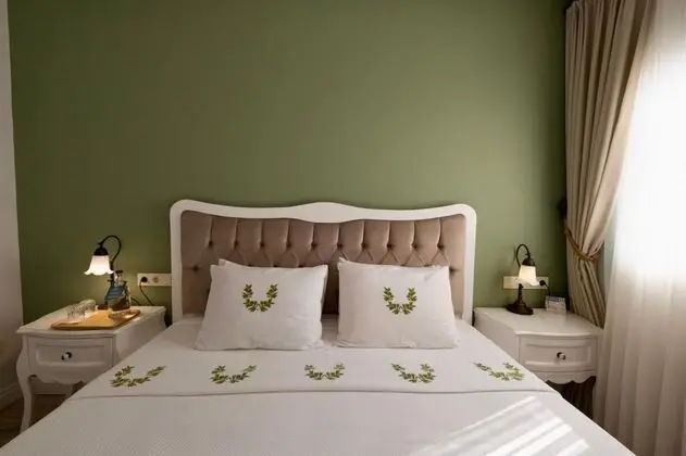 Elite Room, Sokak Manzaralı