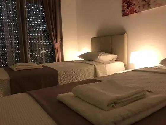 Standart Oda, Şehir Manzaralı