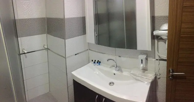 Apart 1+1 Oda, Deniz veya Kara Manzaralı, Mutfaklı