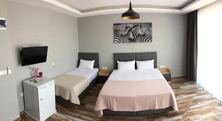 Teraslı Suit Oda, Deniz ve Dağ Manzaralı, Balkonlu
