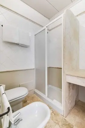 Classic Üç Kişilik Oda