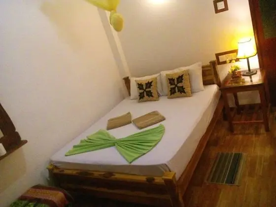 Deluxe Tek Büyük Yataklı Oda, 2 Yatak Odası, Bahçe Manzaralı