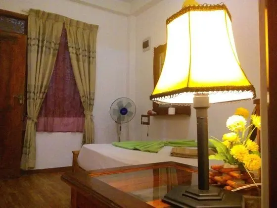 Deluxe Tek Büyük Yataklı Oda, 2 Yatak Odası, Bahçe Manzaralı