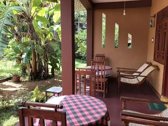 Deluxe Tek Büyük Yataklı Oda, 2 Yatak Odası, Bahçe Manzaralı