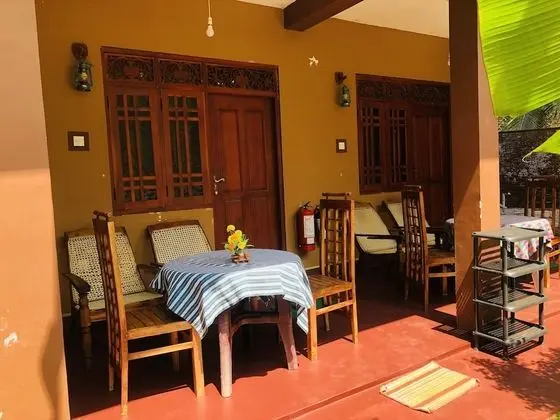 Deluxe Tek Büyük Yataklı Oda, 2 Yatak Odası, Bahçe Manzaralı