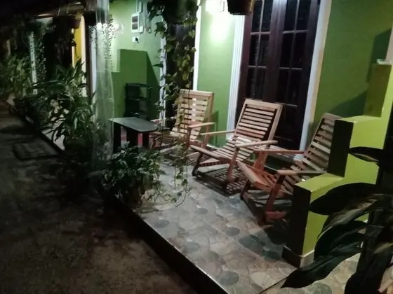 Üç Kişilik Oda, Özel Banyo, Zemin Kat (with A/C)