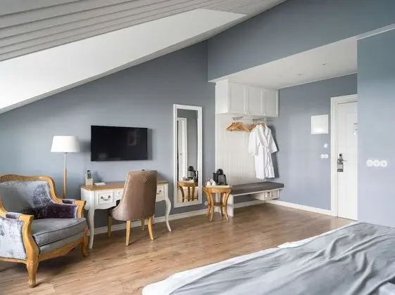 Deluxe Tek Büyük Yataklı Oda