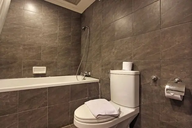 2 Bedrooms Suite