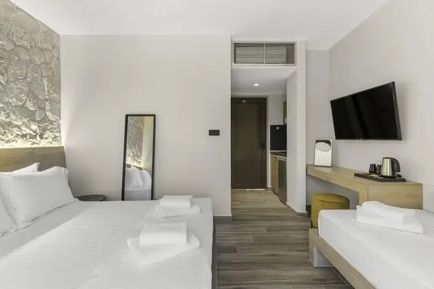 Deluxe Üç Kişilik Oda