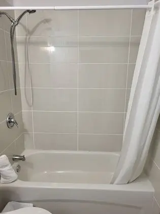 Business Tek Büyük Yataklı Oda