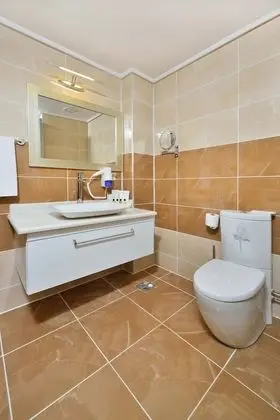 Standard Tek Büyük Veya İki Ayrı Yataklı Oda