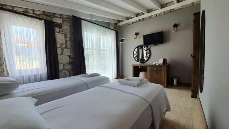 Deluxe Pool Room, Havuz Manzaralı, Giriş Katı